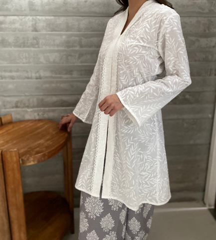 LATIFA  - WHITE GREY (ADULTS)